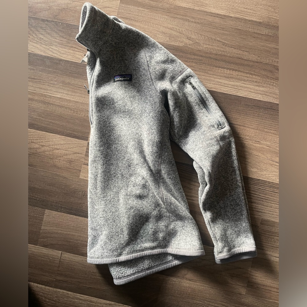 Patagonia quarter zip sweater